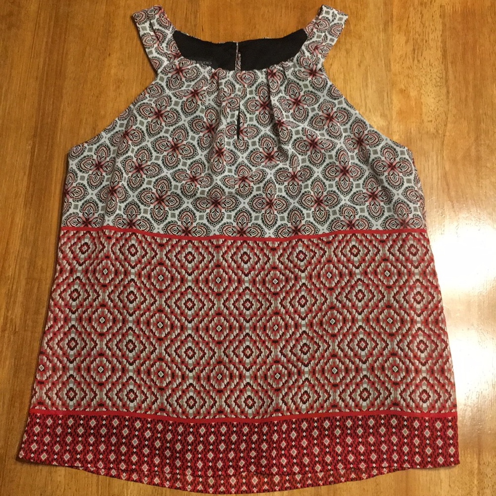 Sleeveless blouse